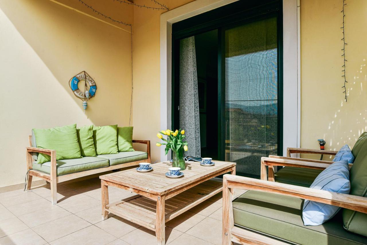 Oliva Holiday Homes Dhiyellótika Dış mekan fotoğraf